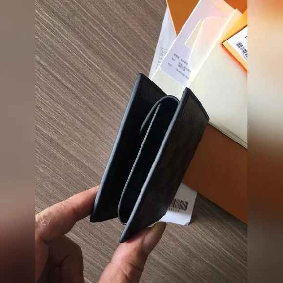 Louis Vuitton Slender Wallet - Picture 4 of 12